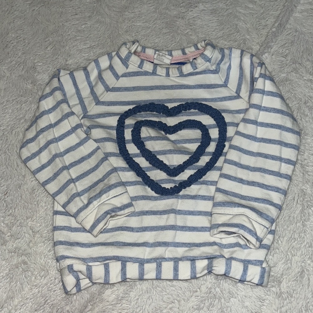 (3 for $10) H&M blue and white heart sweater 1.4-2.5 baby girl
